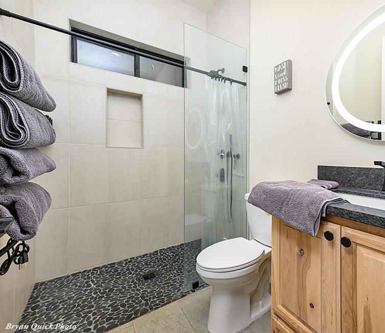 Three Bedroom River Access レディング エクステリア 写真
